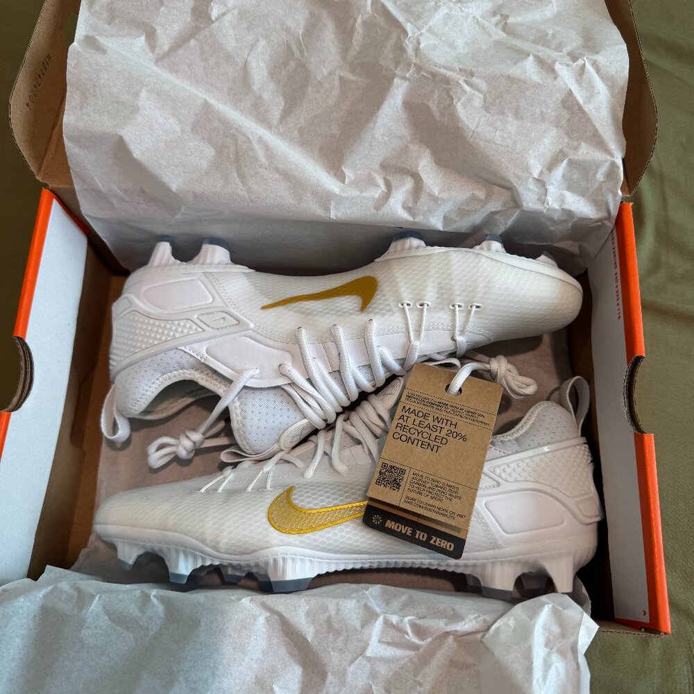 Nike Huarache 9 Elite Low LAX Cleats White Gold Size 10.5 New With Box